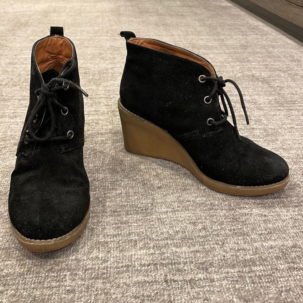 Black wedge ankle boots